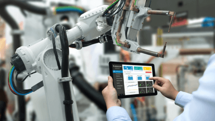 How Cobots Are Powering Smart Manufacturing